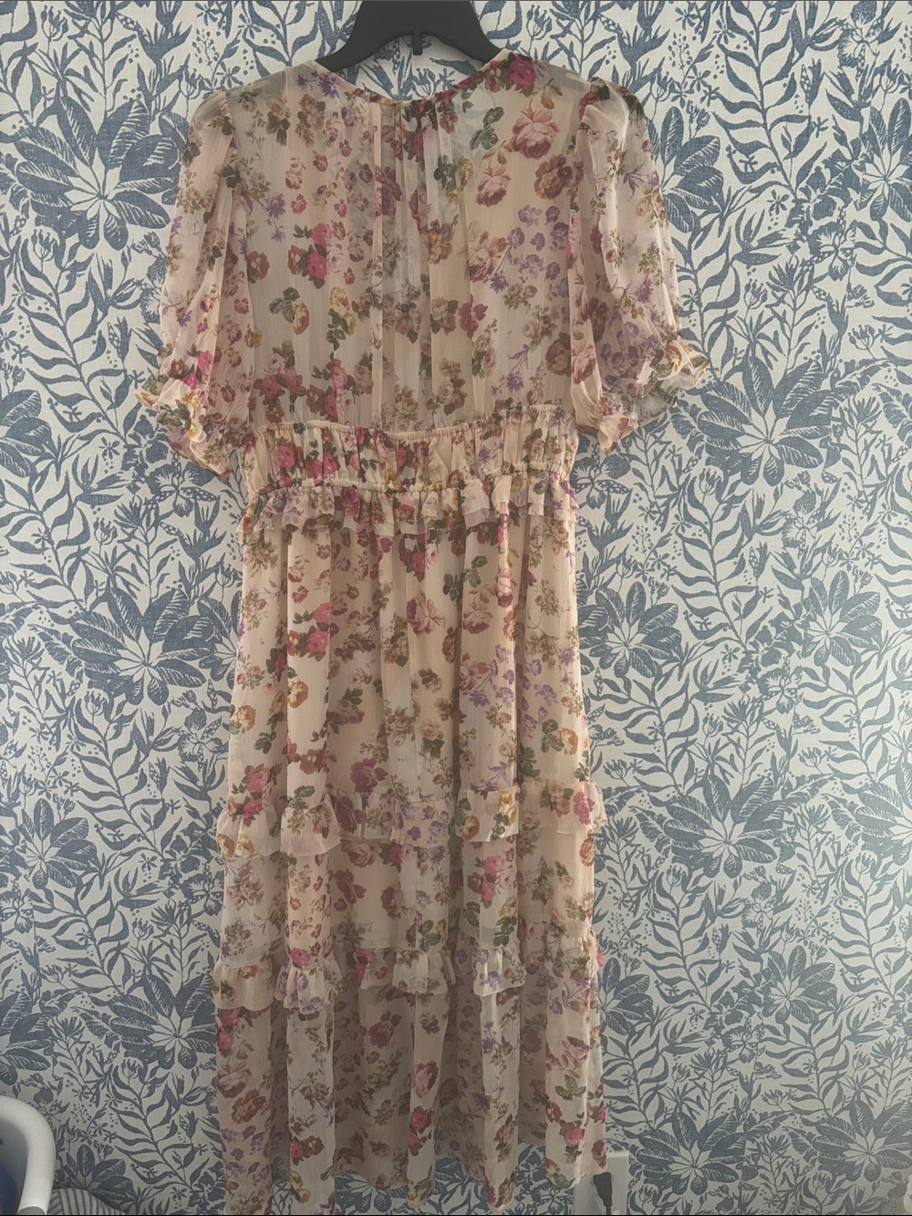 Floral Ruffled Midi Dress - Picture 6 of 6